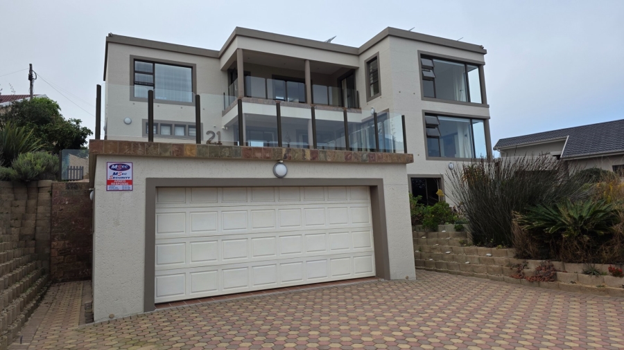 4 Bedroom Property for Sale in Dana Bay Western Cape